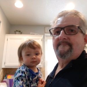 Meet your Posher, Gregory